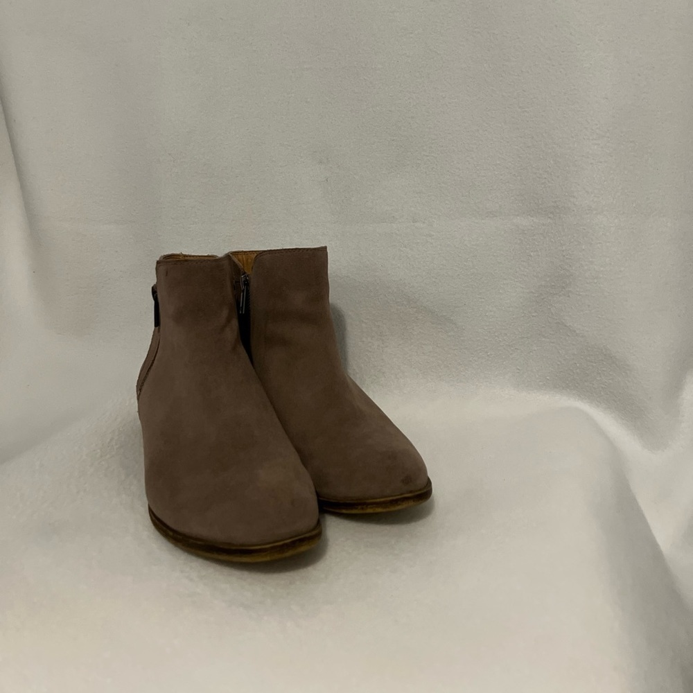 Luck Brand Size 10 Beige Suede Double Zipper  Leather Booties - Picture 6 of 16